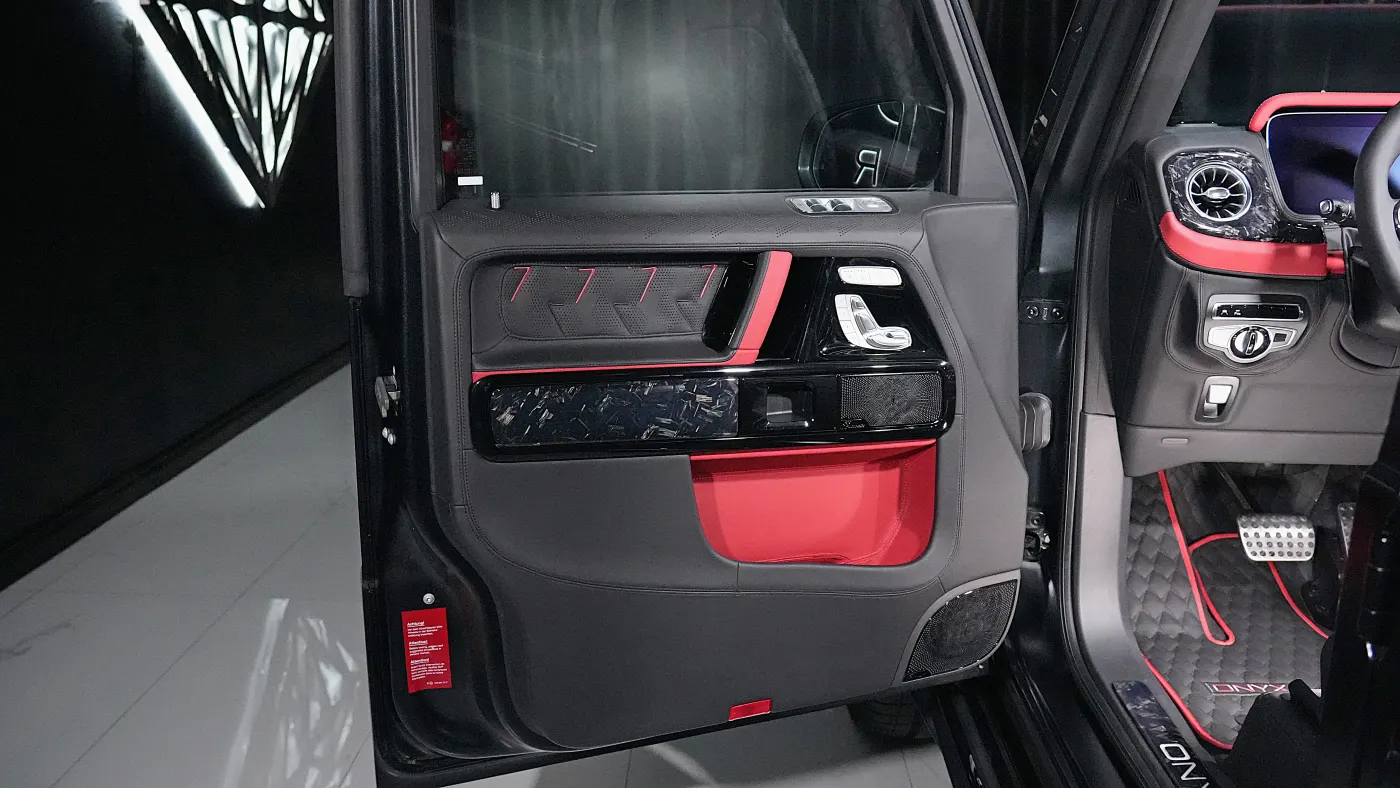 Discover the Mercedes-Benz G7X by Onyx Concept 2024 premium performance SUV