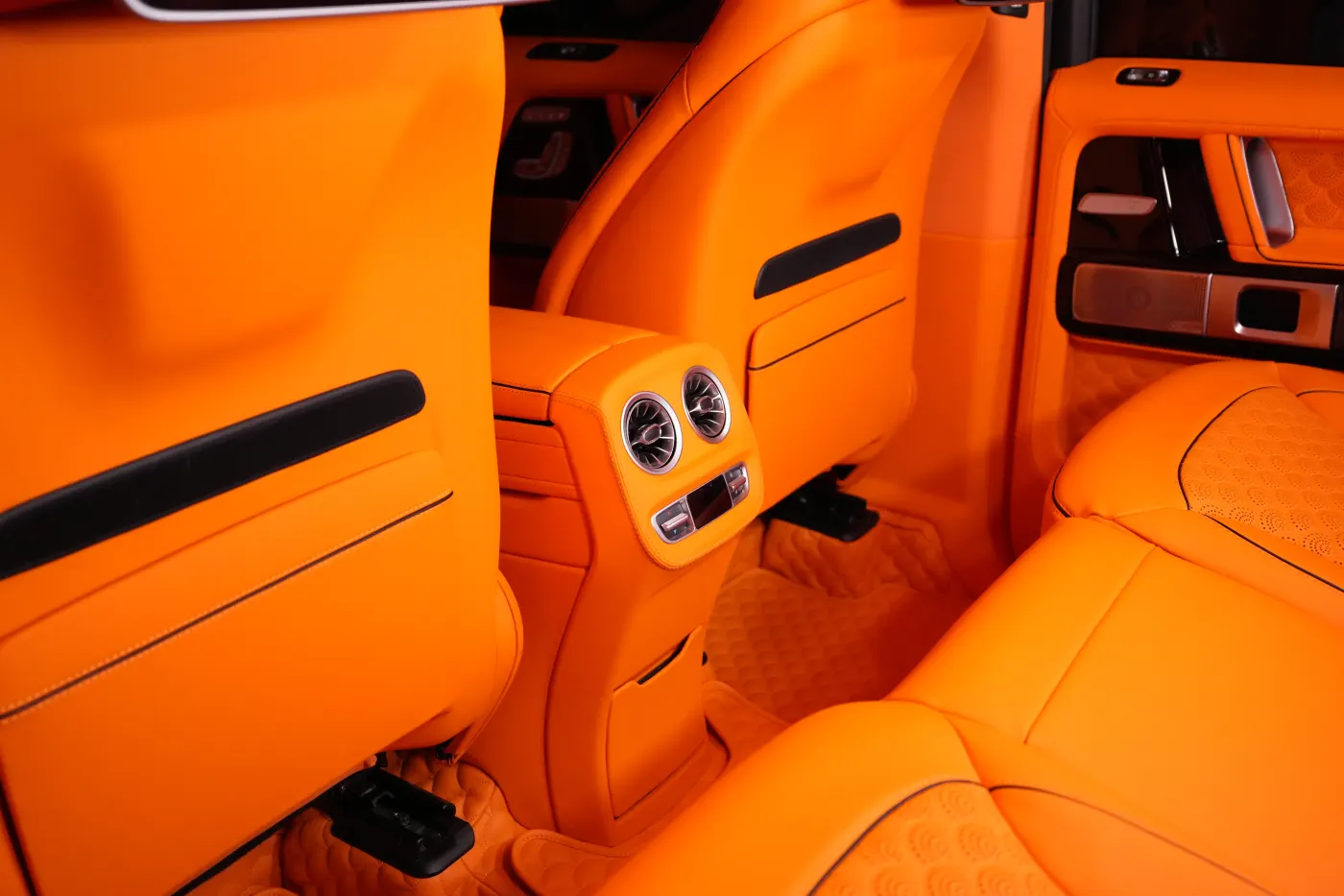 Own Mercedes-Benz G800 G-Class Brabus luxury SUV in Dubai