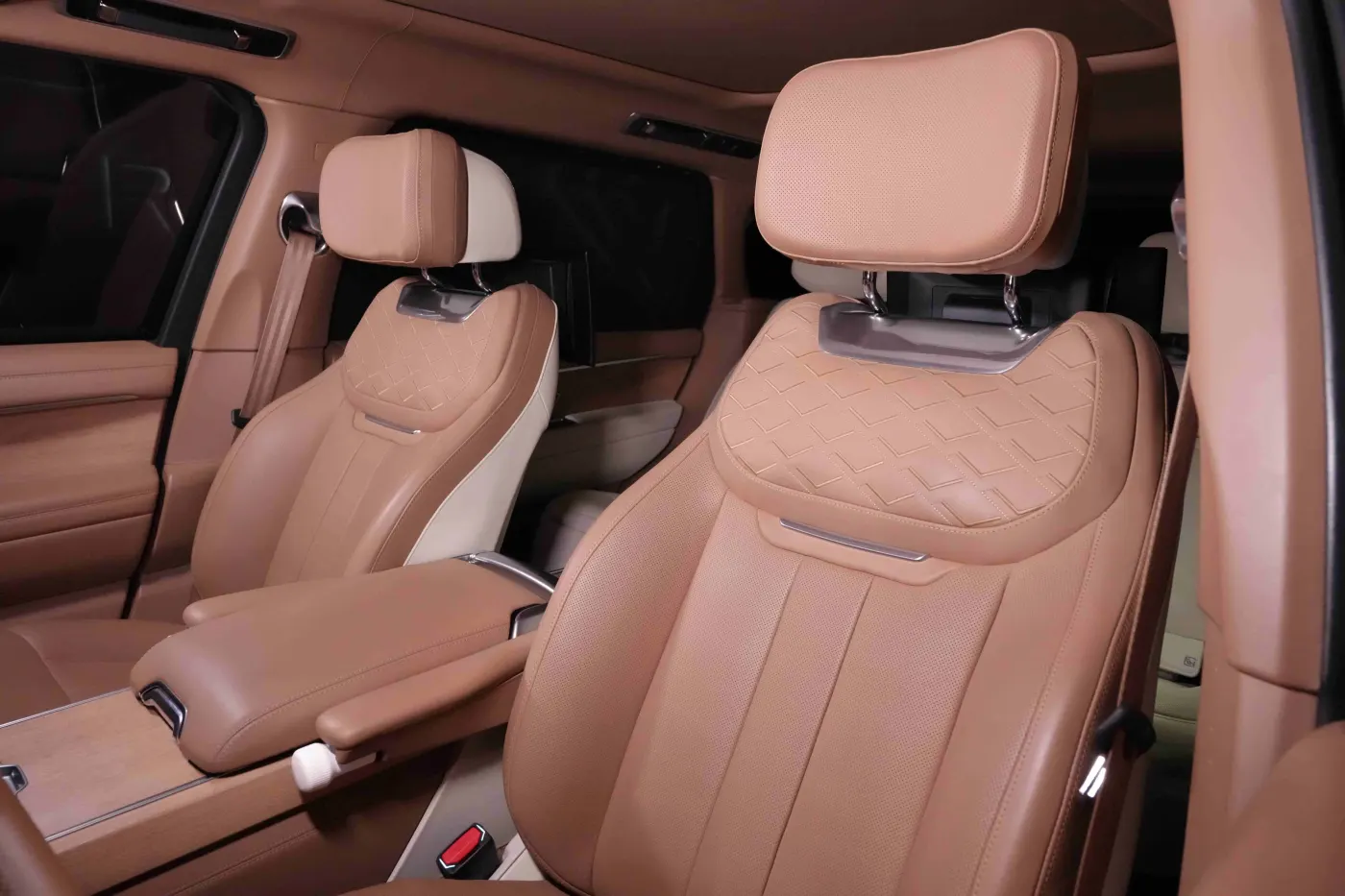 Purchase Land Rover Range Rover Aspen SVX Shadow Edition Onyx Concept Long Wheelbase from premier luxury car dealer in the UAE