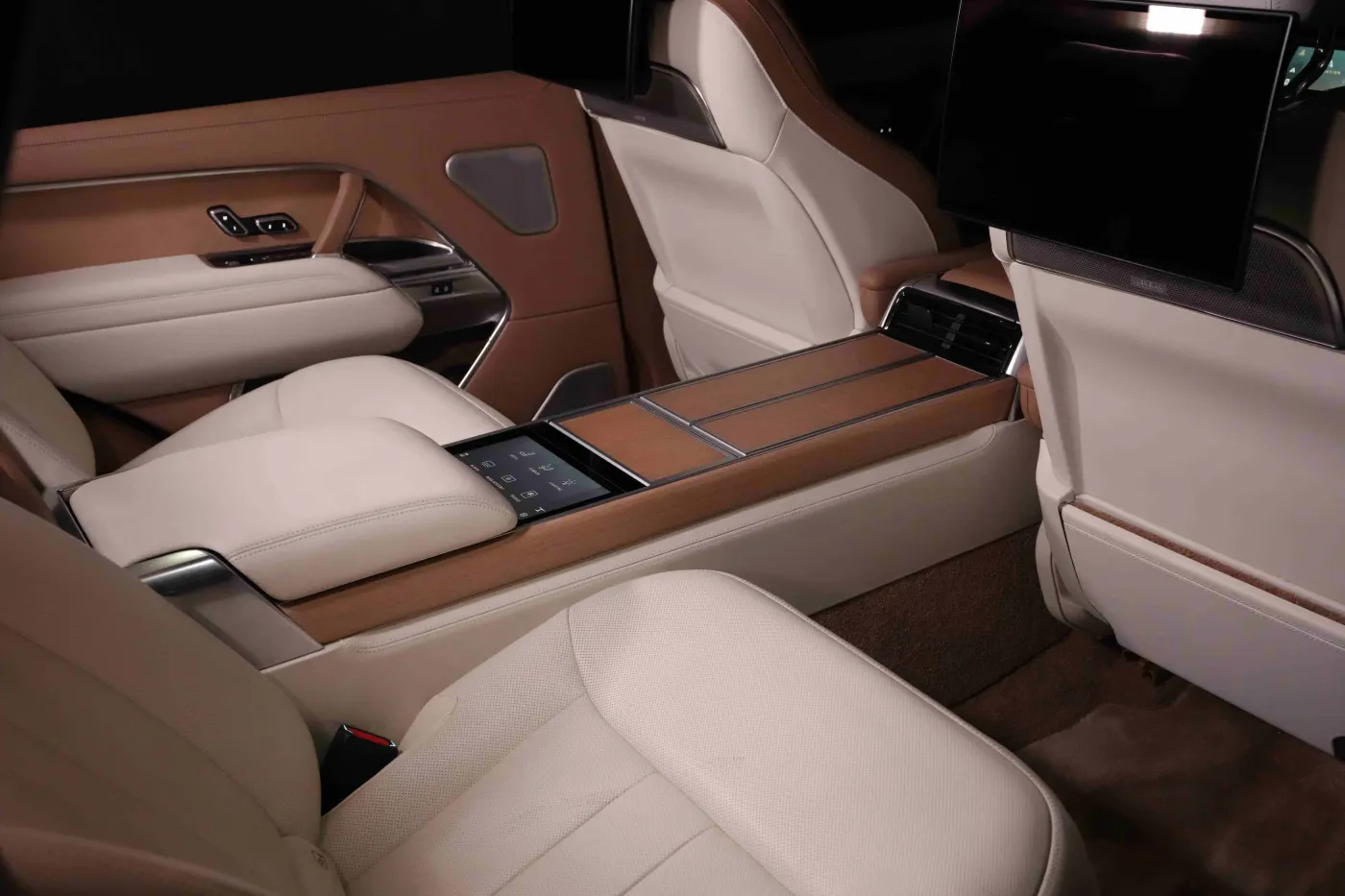 Discover Land Rover Range Rover Aspen SVX Shadow Edition Onyx Concept Long Wheelbase at Dourado Luxury Car showroom