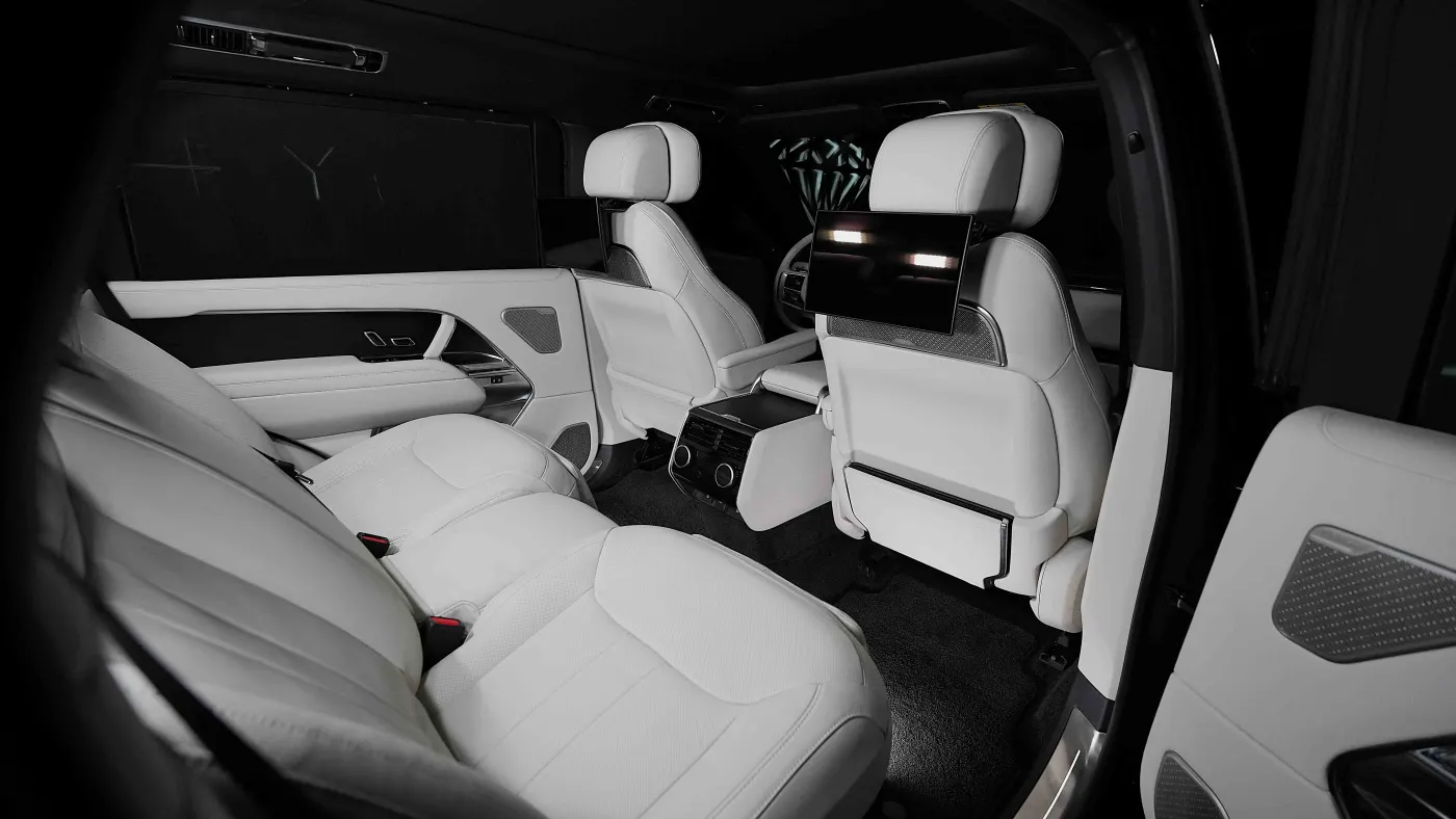 Purchase Land Rover Range Rover Autobiography P530 LWB from premier luxury car dealer in the UAE