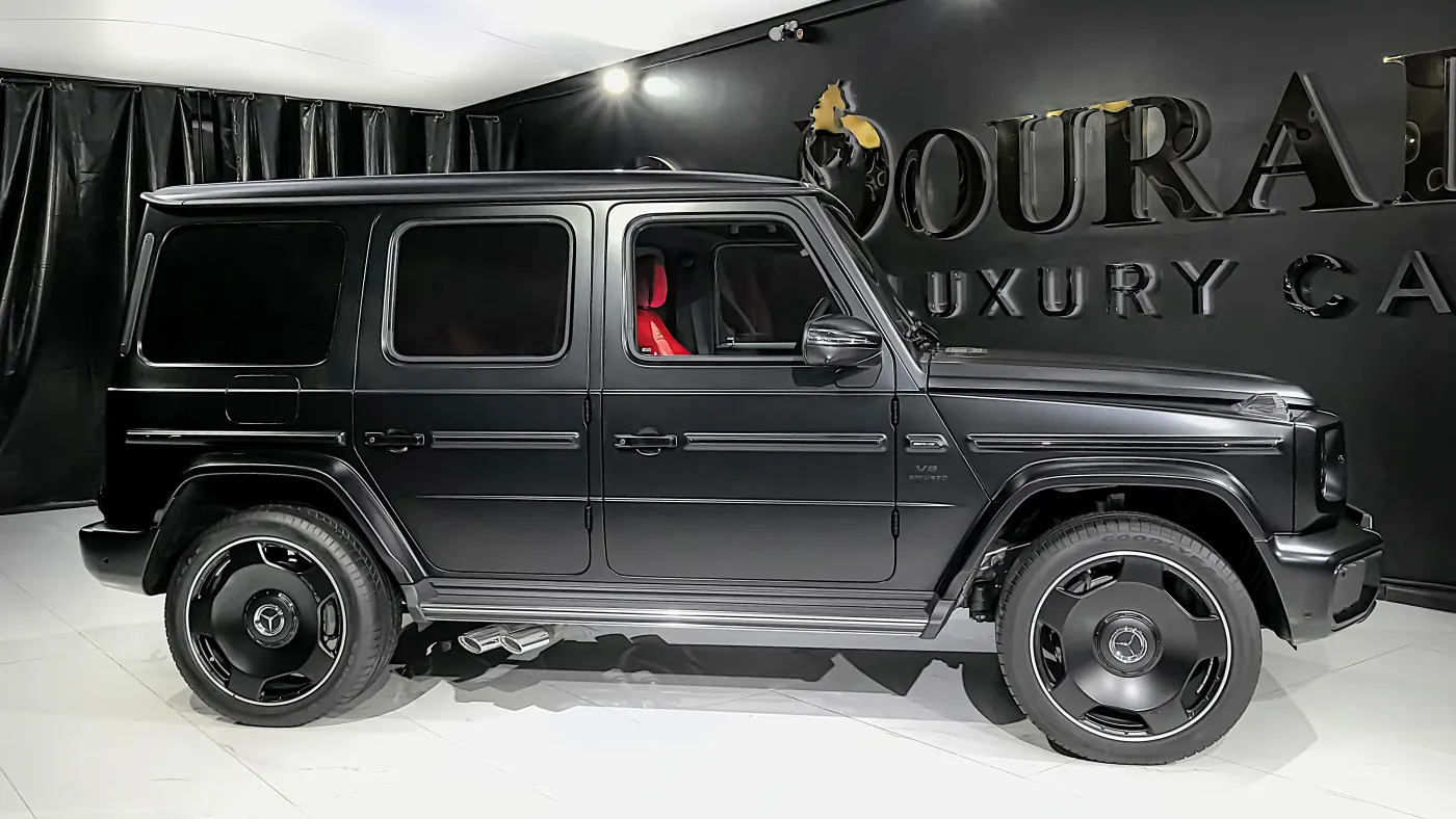 Discover the Mercedes-Benz G63 AMG premium performance SUV