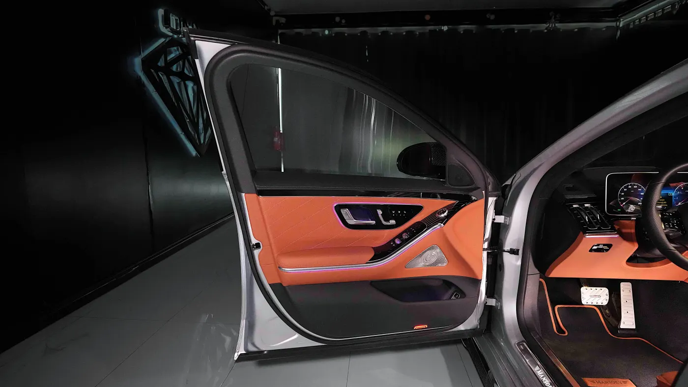 Discover the Mercedes-Benz S500 Mansory premium performance sedan