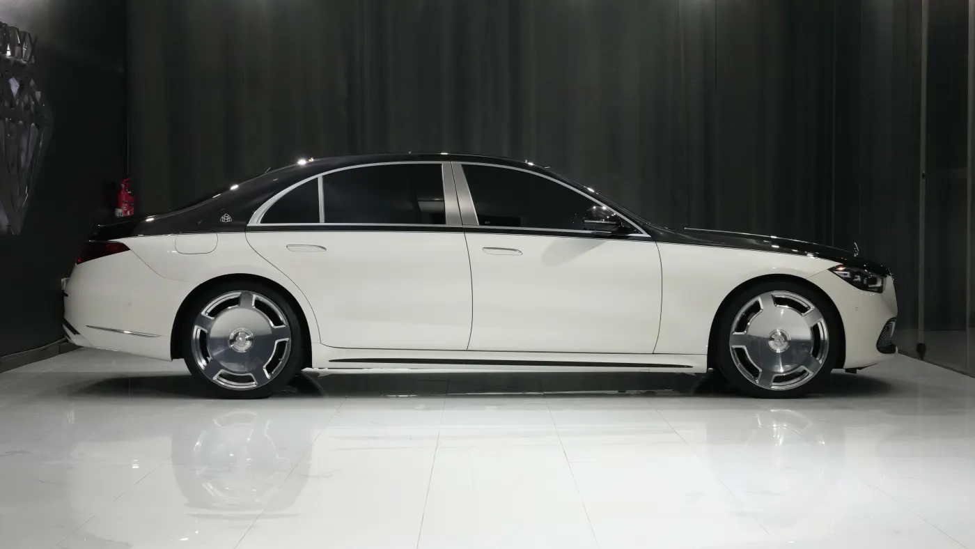 Purchase Mercedes-Maybach S500 4MATIC premium automobile in UAE