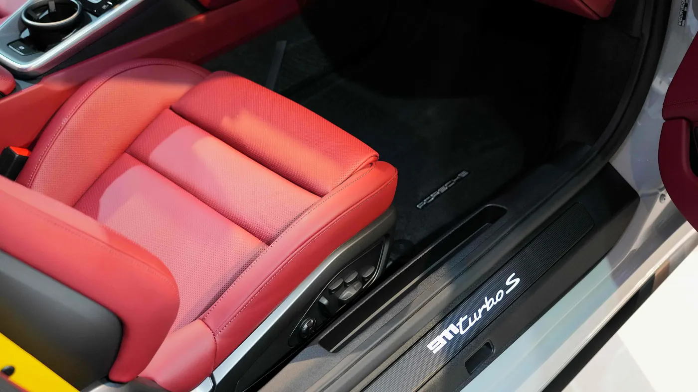 Buy Porsche 911 Turbo S Cabriolet twin-turbo luxury supercar in UAE