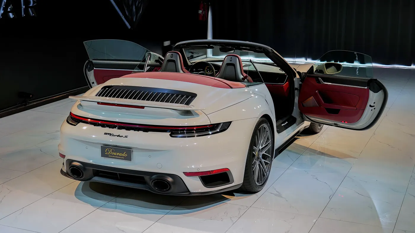 Discover the Porsche 911 Turbo S Cabriolet prestigious open-top performer