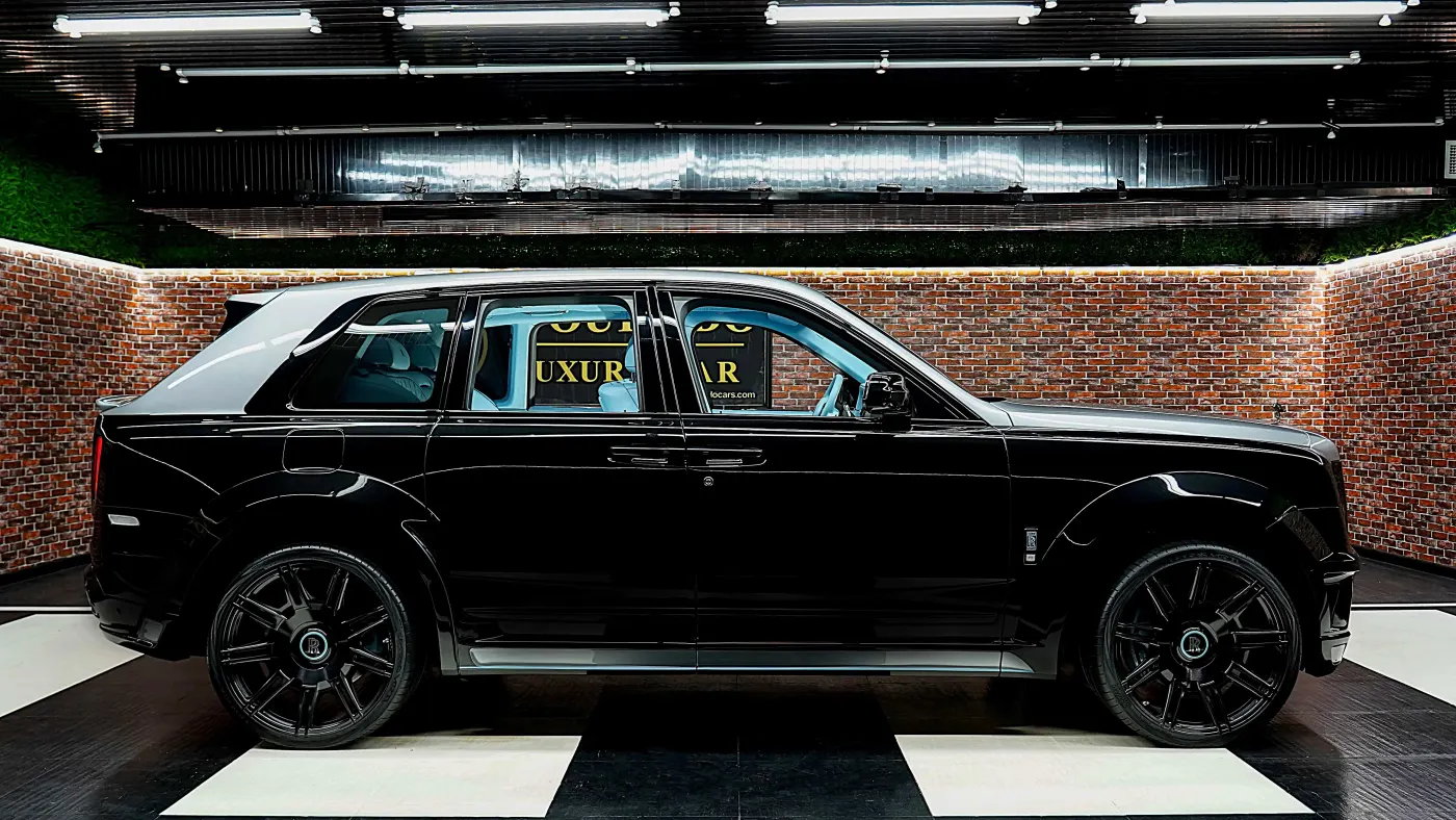 High-end Rolls-Royce Cullinan Black Badge Novitec Spofec Kit for luxury vehicle enthusiasts