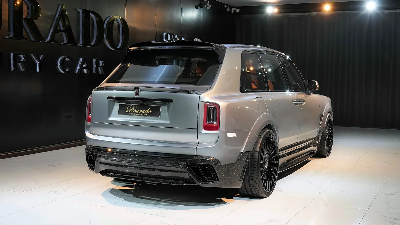 High-end Rolls-Royce Cullinan Black Badge by Onyx Concept available for luxury collectors