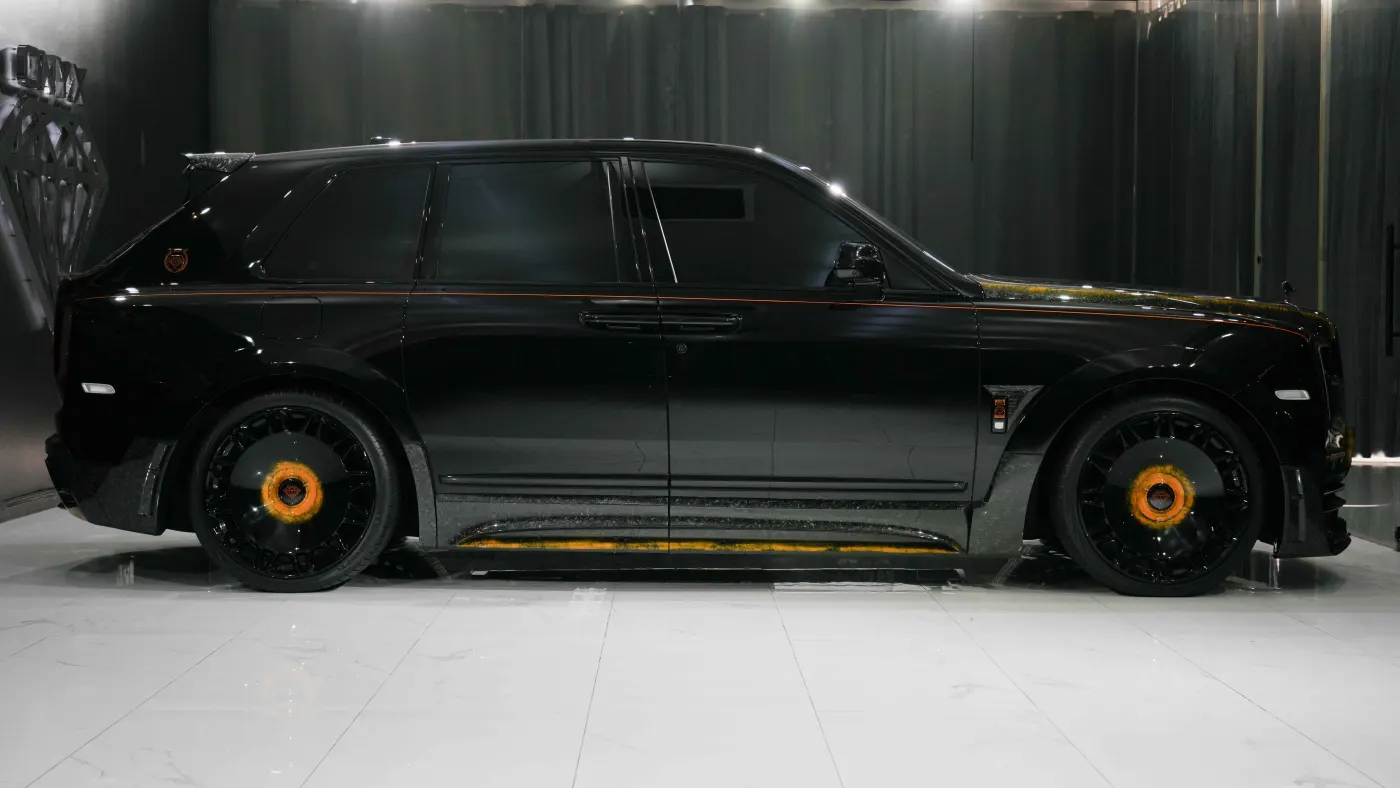 High-end Rolls-Royce Cullinan NEEV Limited Edition 1 of 1 by Onyx for luxury collectors
