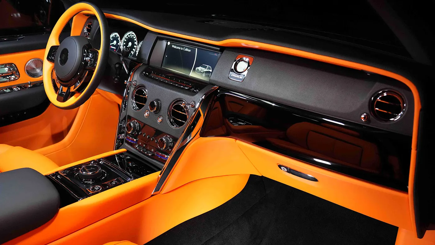 Prestige and elegance with Rolls-Royce Cullinan by Onyx Concept in Dubai