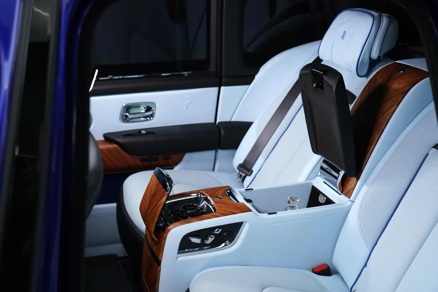 Purchase Rolls-Royce Cullinan by Onyx Concept Deep Salamanca Blue from premier luxury car dealer in the UAE