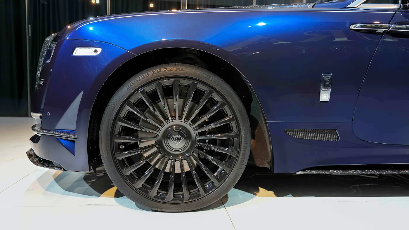 Stand out with Rolls-Royce Dawn by Onyx Concept in Dubai UAE
