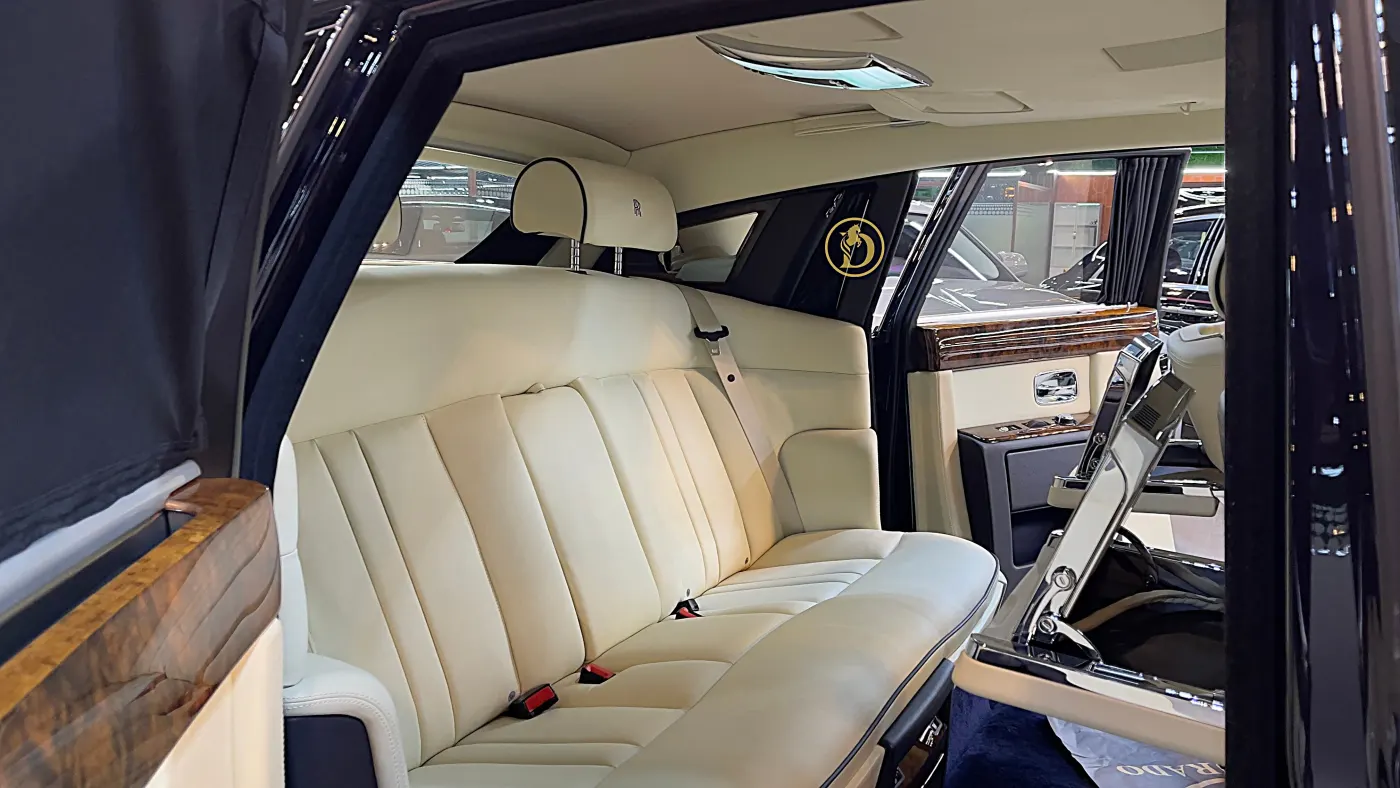 Exclusive Rolls-Royce Phantom Extended available for premium buyers