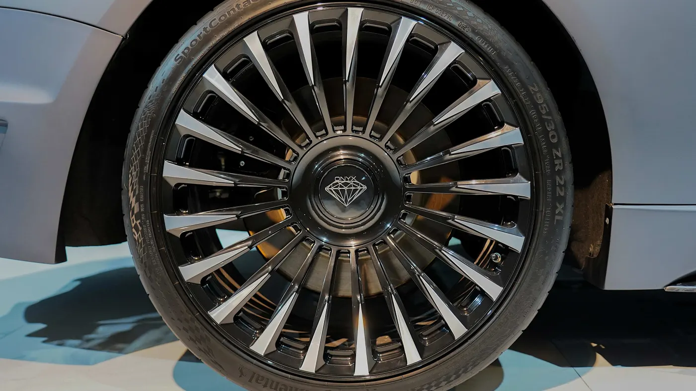 High-end Rolls-Royce Wraith by Onyx Concept available for luxury collectors
