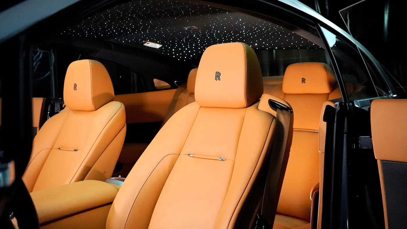 Prestige and elegance with Rolls-Royce Wraith by Onyx Concept in Dubai