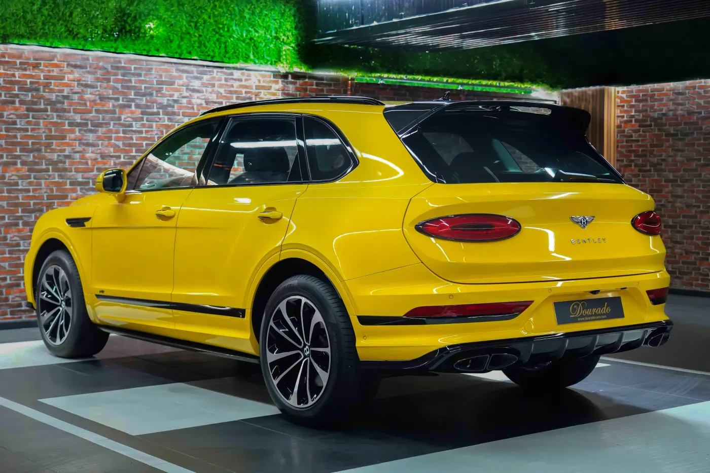 Experience Bentley Bentayga exclusive luxury SUV in Dubai