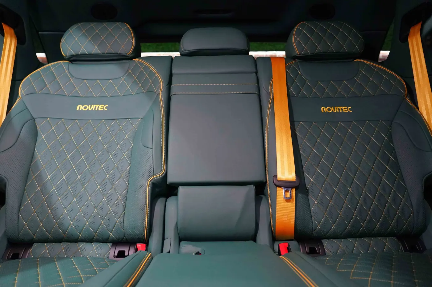Discover Bentley Bentayga premium SUV in Dubai showroom