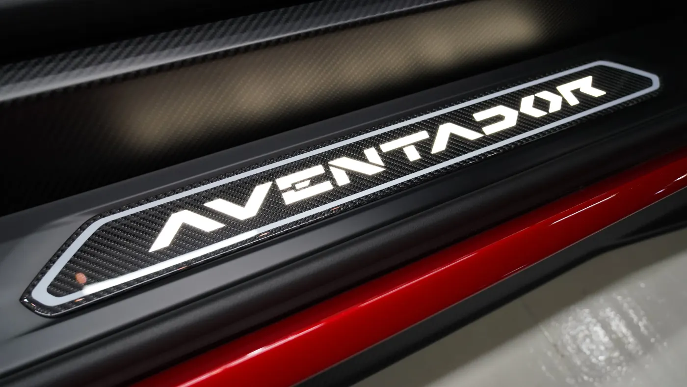 Buy Lamborghini Aventador SVJ Roadster luxury car in UAE