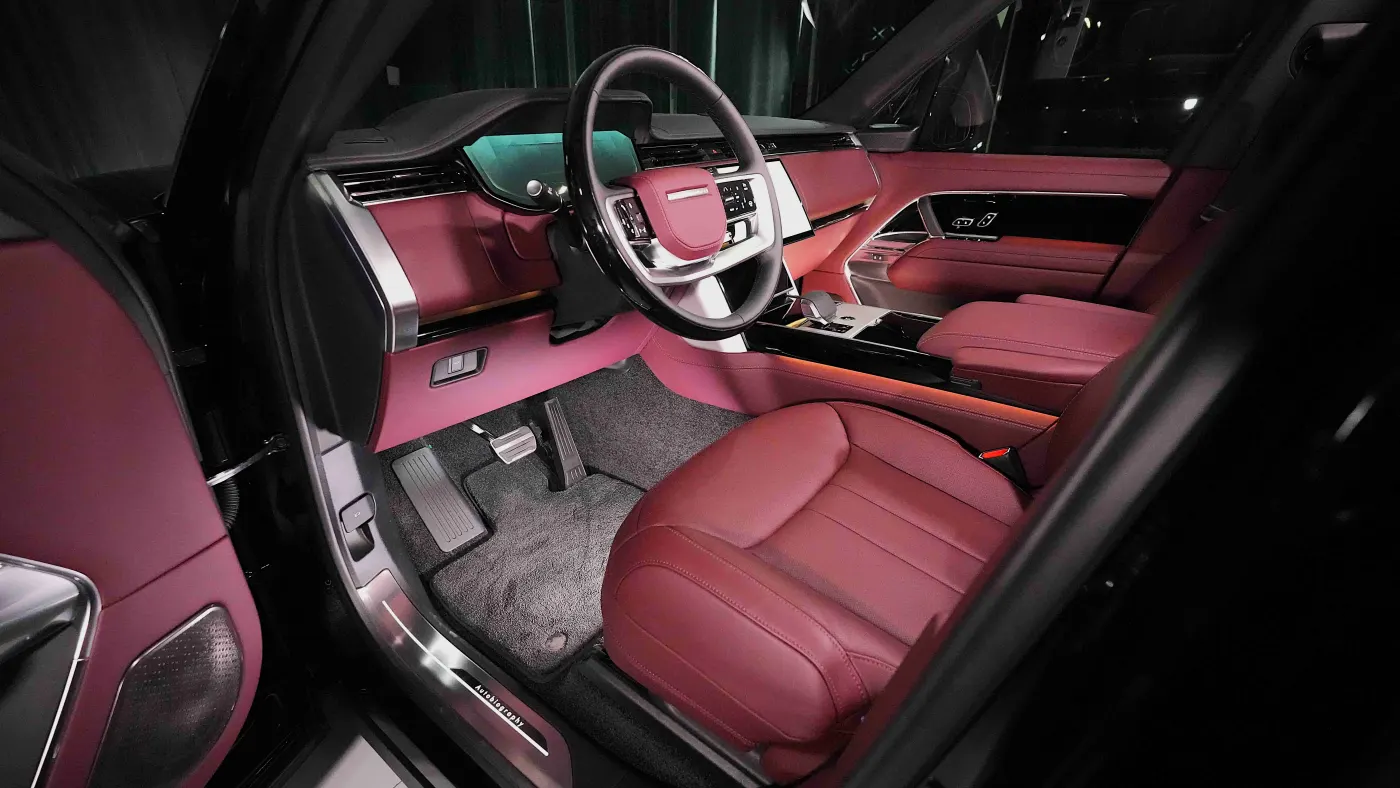 Experience Range Rover Autobiography elite luxury vehicle in Dubai