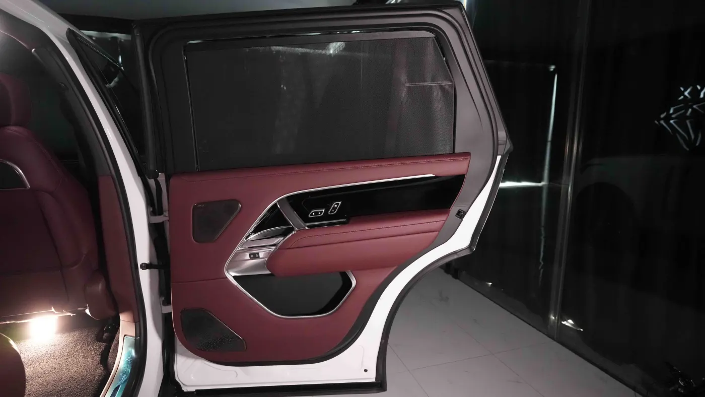 Experience Range Rover Autobiography elite automobile in Dubai