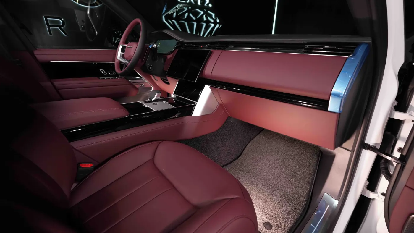 Range Rover Autobiography prestigious automobile available for purchase