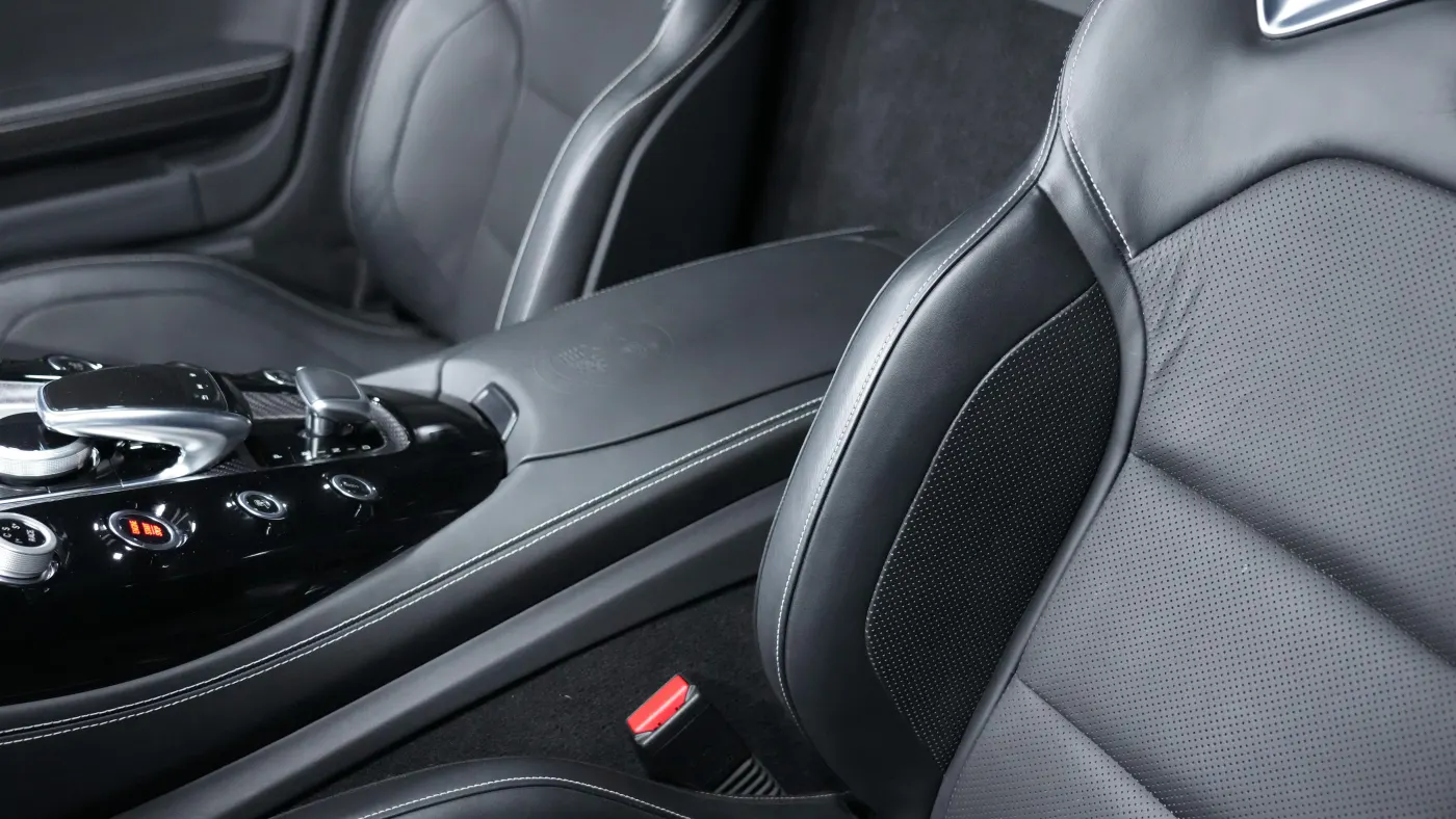 Discover Mercedes-Benz AMG GT C Roadster exclusive car collection