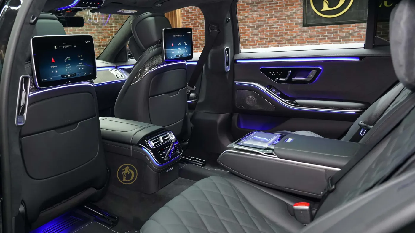 Discover Mercedes-Benz S 580 exclusive luxury vehicle collection