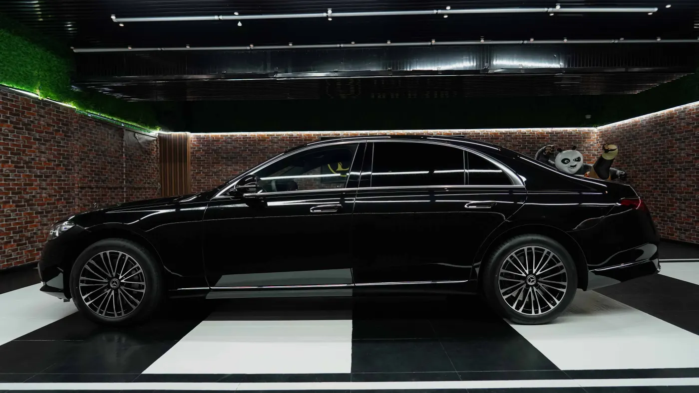 Purchase Mercedes-Benz S 580 elite automobile from Dubai showroom