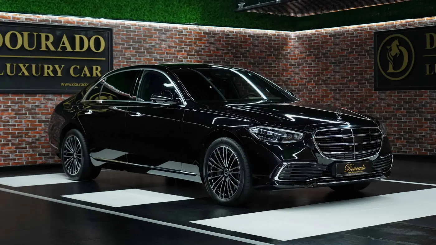 Mercedes-Benz S 580 premium executive car available in UAE