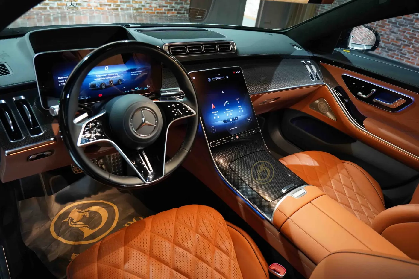 Discover Mercedes-Benz S500 premium luxury automobile in Dubai