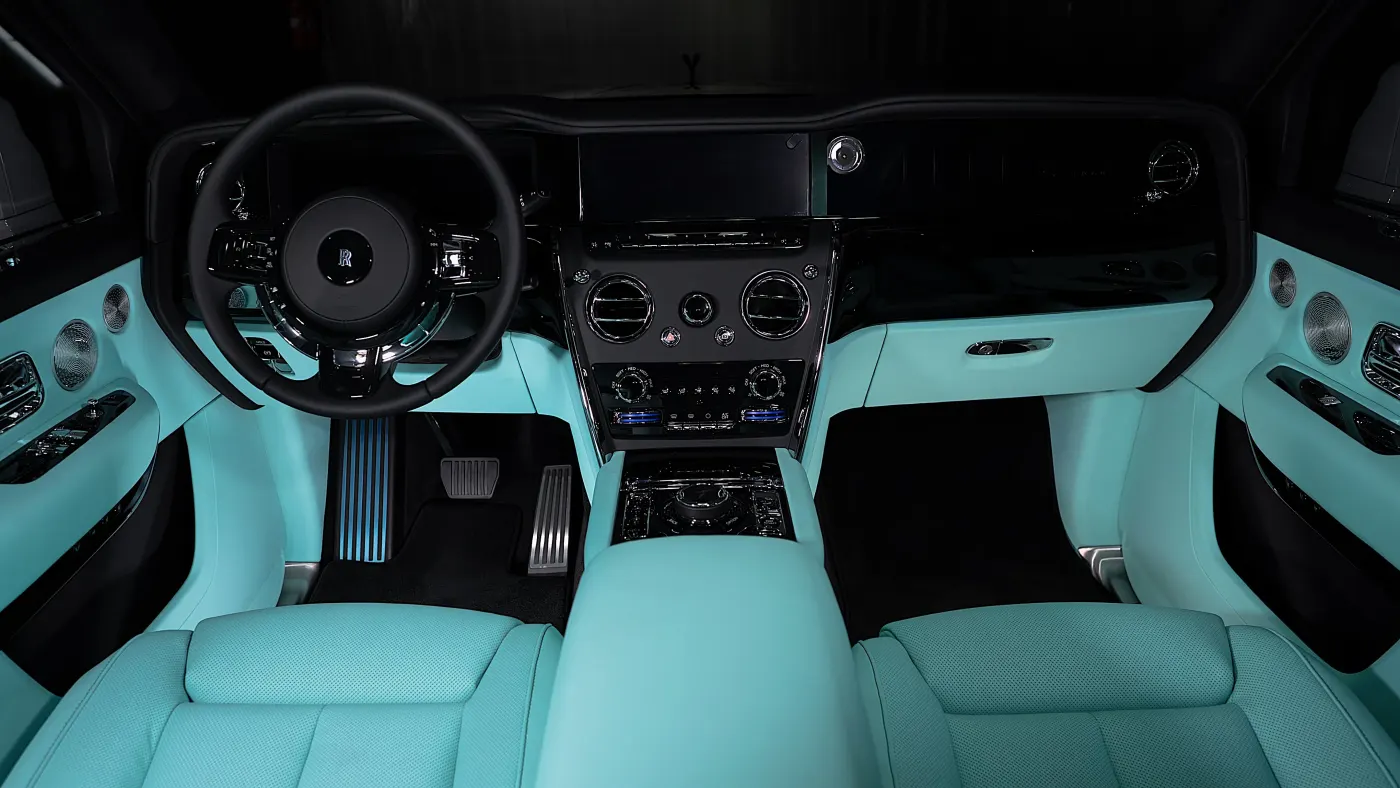 Rolls-Royce Cullinan 2025 prestigious vehicle available for sale Dubai