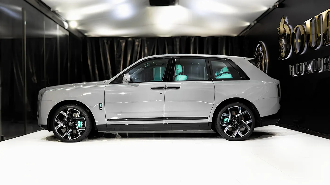 Discover Rolls-Royce Cullinan prestigious SUV available for purchase