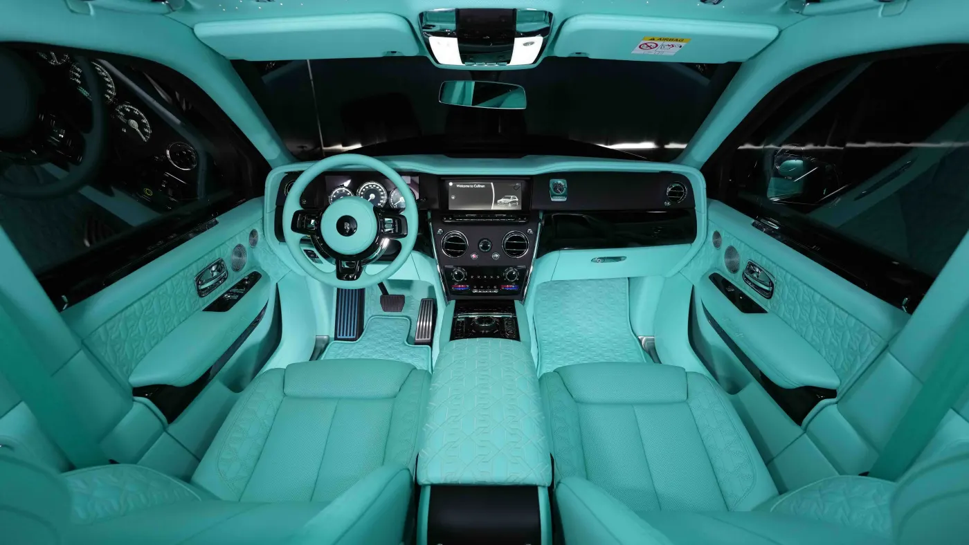 Rolls-Royce Cullinan Onyx Concept prestigious Rolls-Royce automobile for purchase