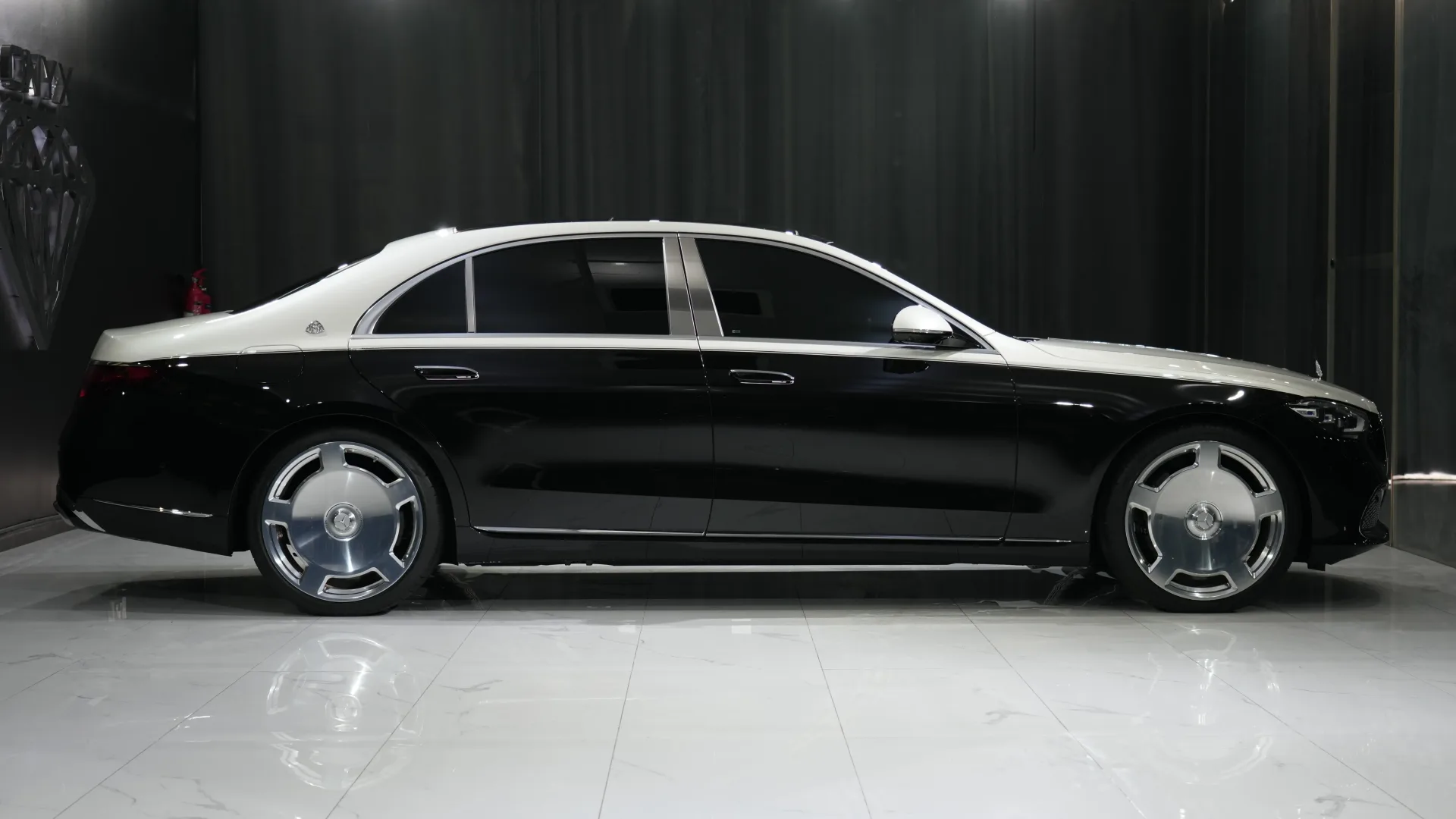 Mercedes-Maybach S580 Dubai luxury showroom