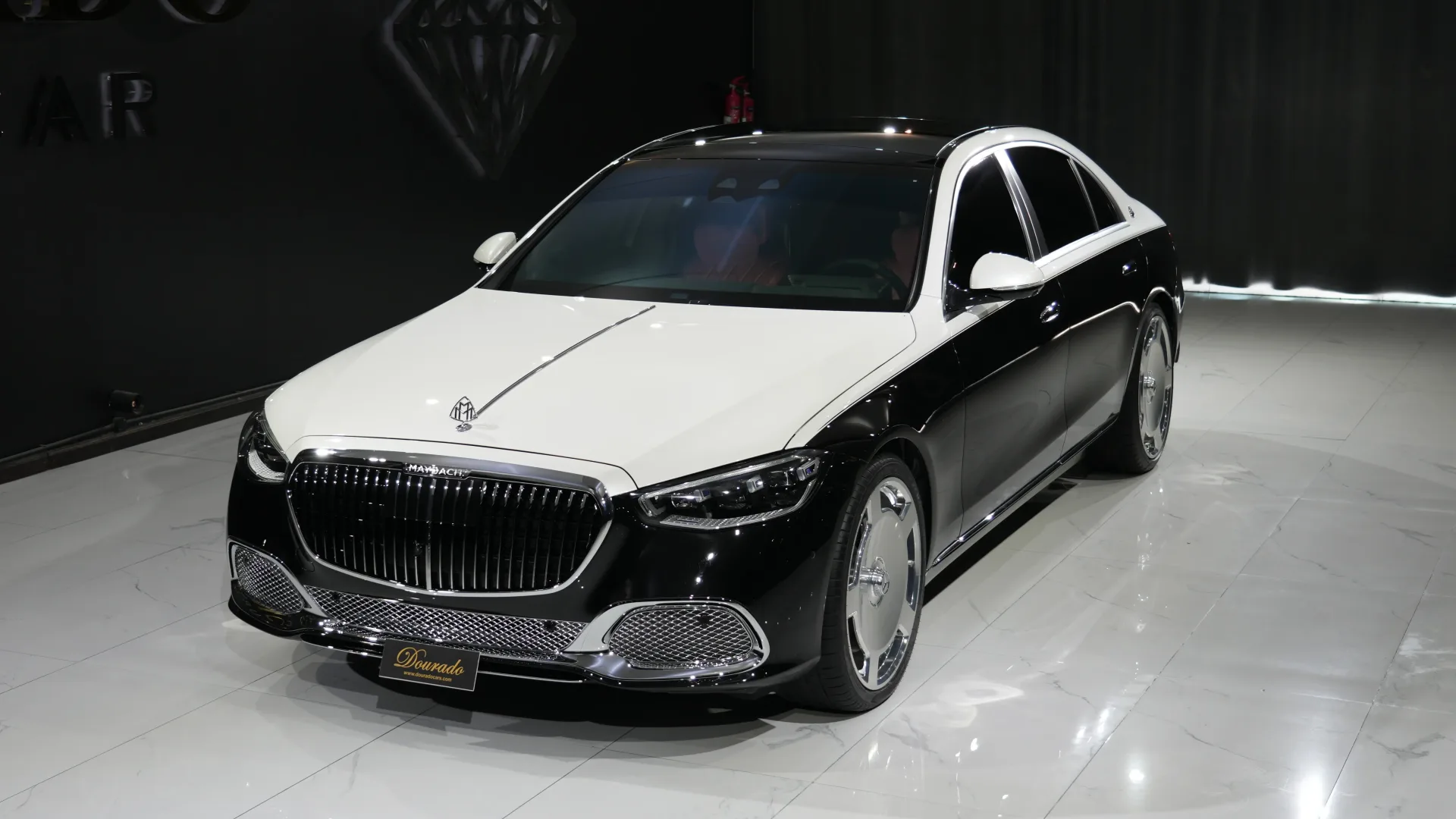 Buy Mercedes-Maybach S580 luxury sedan in Dubai