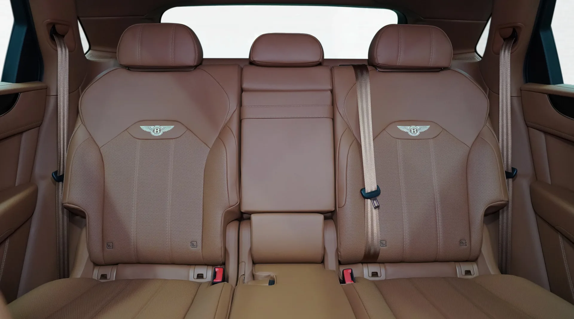 Purchase Bentley Bentayga luxury car Dubai UAE with exclusive craftsmanship and design