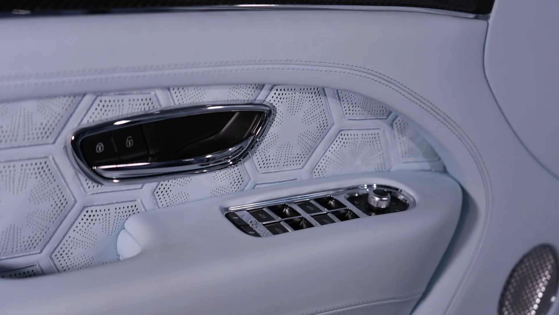 Buy Bentley Bentayga 1 of 5 by Onyx Concept in Dubai UAE